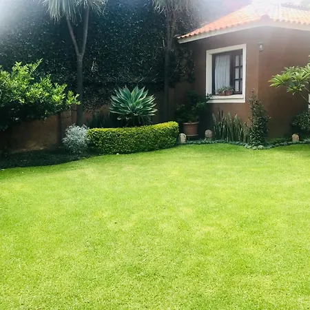 Apartamento Con Jardin Cochabamba Exterior photo