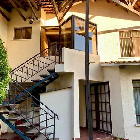 Apartamento Con Jardin Cochabamba Exterior photo