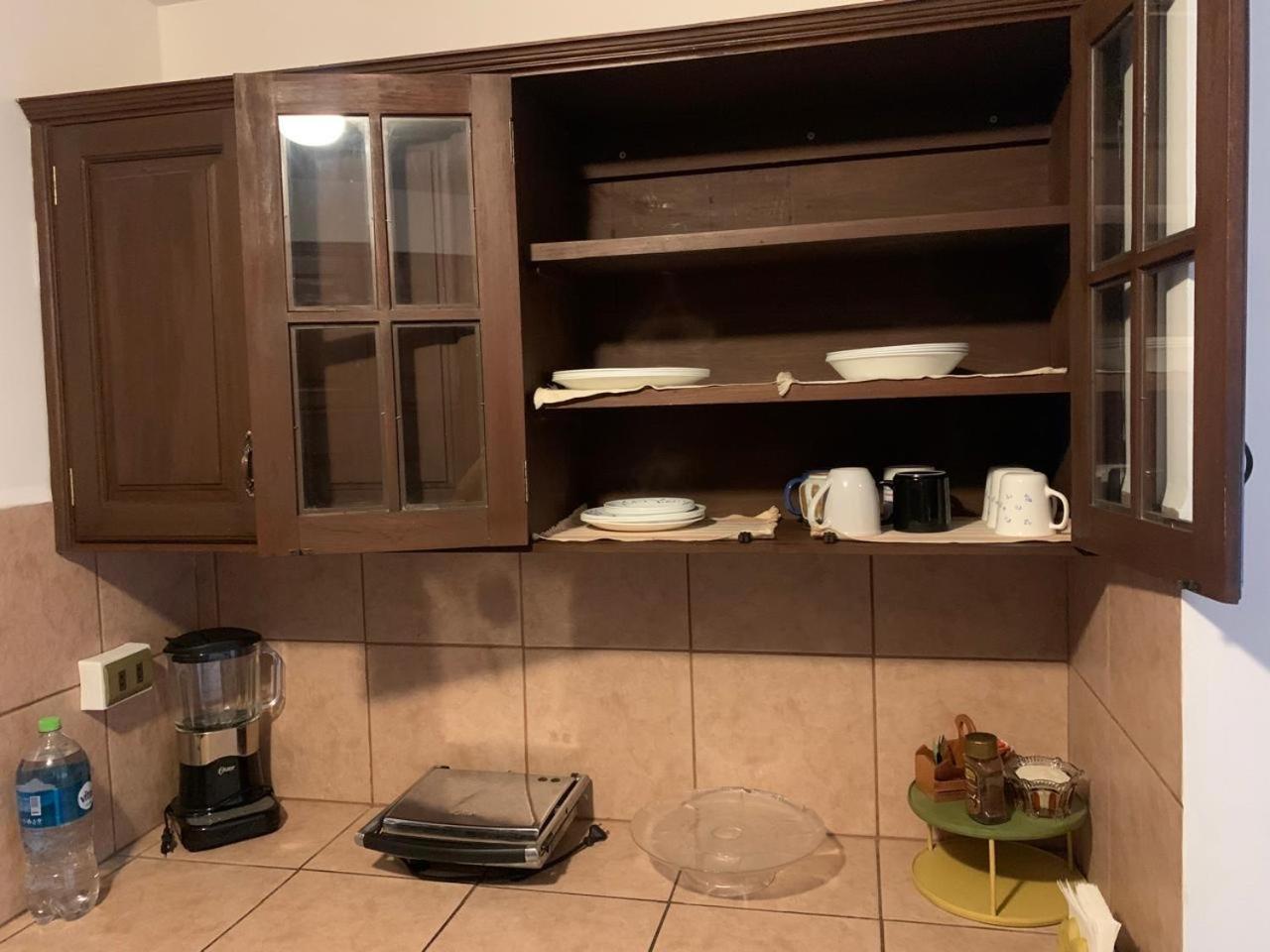 Con Jardin Apartment *